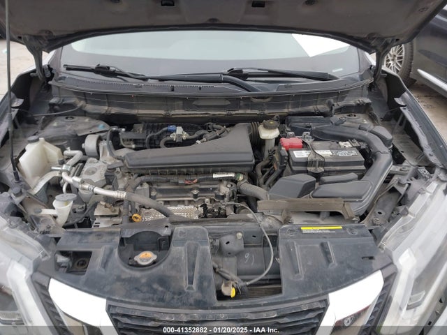 Nissan ROGUE S 2019 5N1AT2MT2KC844453 Image 10