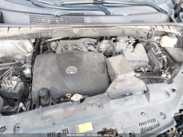 5TDKZRFH0JS544190 Toyota Highlander Xle