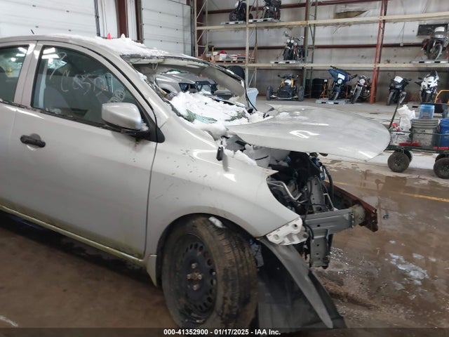 Nissan Versa 1.6 S 2017 3N1CN7AP1HL857075 Image 12