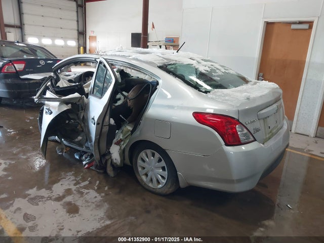 Nissan Versa 1.6 S 2017 3N1CN7AP1HL857075 Image 3