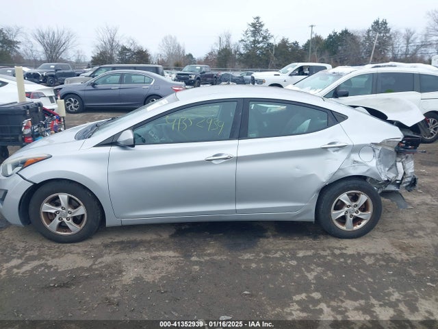 Hyundai ELANTRA SE 2014 5NPDH4AE3EH506928 Image 15