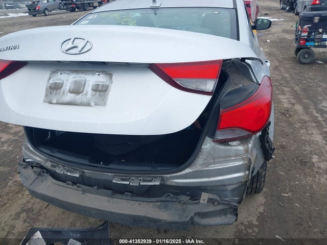 Hyundai ELANTRA SE 2014 5NPDH4AE3EH506928 Image 6