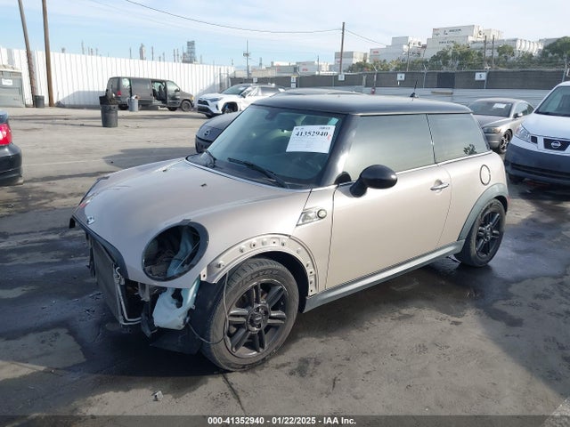 2013 MINI HARDTOP WMWSU3C58DT374833 Photo 1