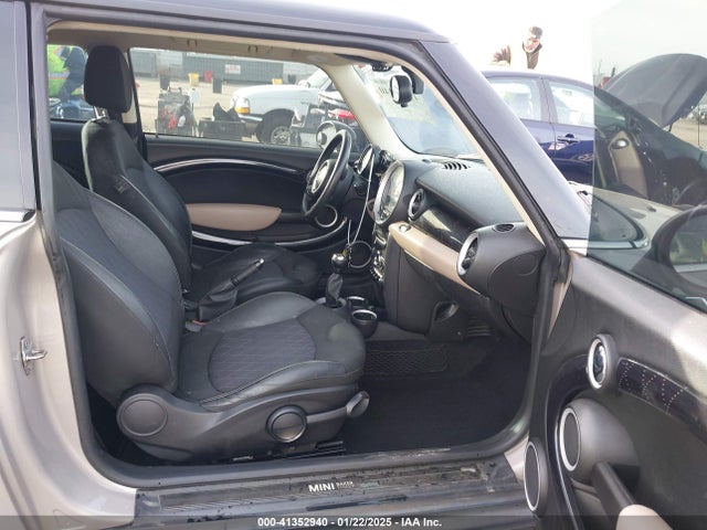 2013 MINI HARDTOP WMWSU3C58DT374833 Photo 4