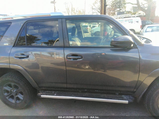 Toyota 4RUNNER SR5 2014 JTEBU5JR2E5167909 Image 13