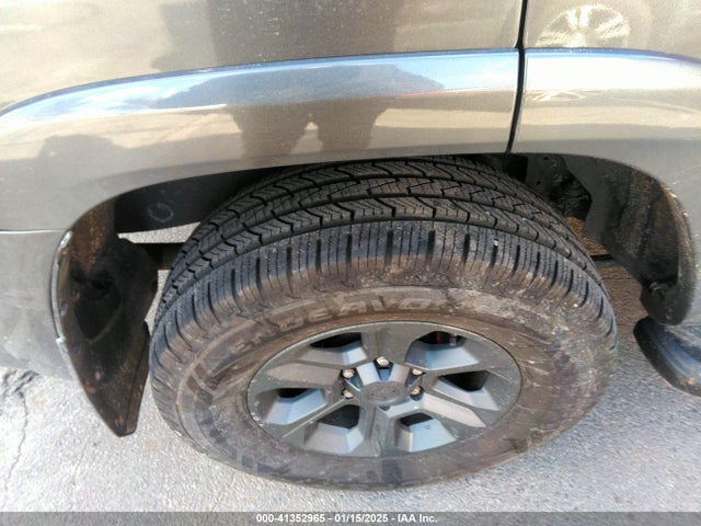 Toyota 4RUNNER SR5 2014 JTEBU5JR2E5167909 Image 18