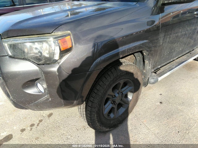 Toyota 4RUNNER SR5 2014 JTEBU5JR2E5167909 Image 6