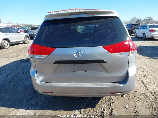 Toyota Sienna L V6 7 Passenger 2014 5TDZK3DCXES484819 Image 16