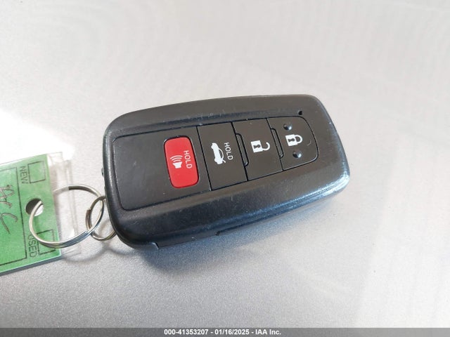 4T1T11AK9MU613194 Toyota CAMRY SE