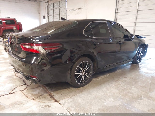 4T1T11AK9MU613194 Toyota CAMRY SE