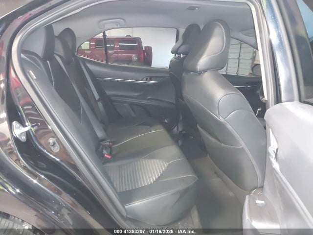 4T1T11AK9MU613194 Toyota CAMRY SE
