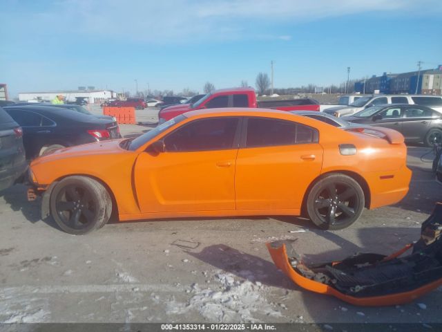 2C3CDXCT7EH140201 Dodge CHARGER R/T