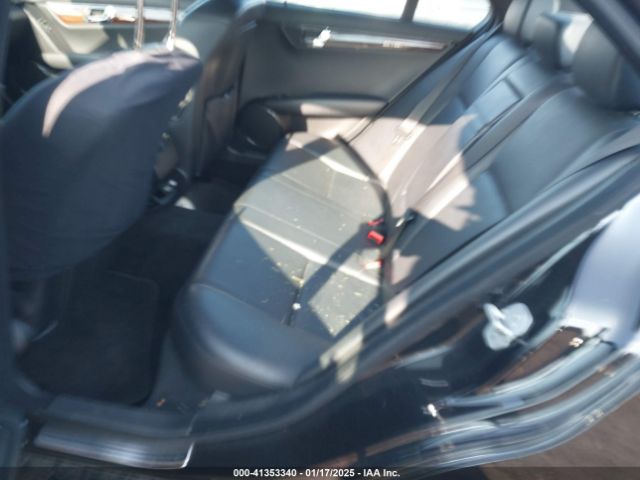 2010 MERCEDES-BENZ C-CLASS WDDGF8BB6AF389967 Photo 7