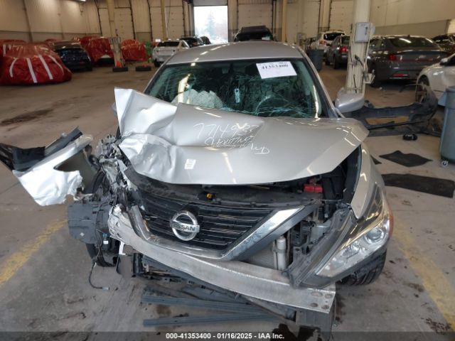 1N4AL3AP1HC239355 Nissan Altima 2.5 Sv