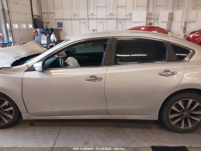 1N4AL3AP1HC239355 Nissan Altima 2.5 Sv