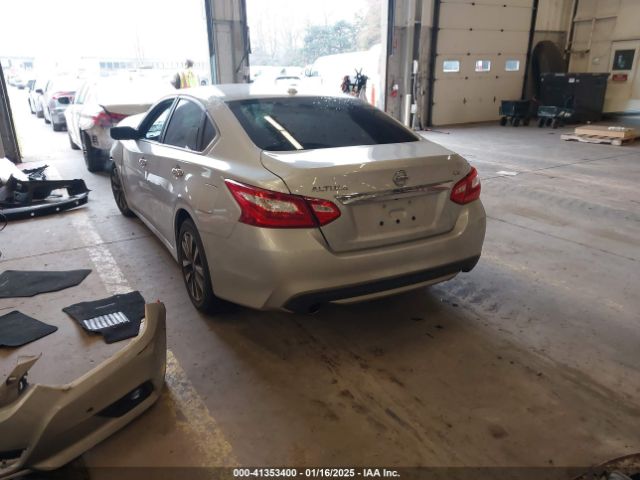 1N4AL3AP1HC239355 Nissan Altima 2.5 Sv