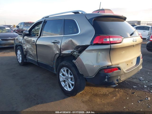 1C4PJLCB0HW650286 Jeep Cherokee Latitude Fwd