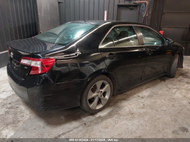 4T1BK1FK1EU542771 Toyota Camry Se V6