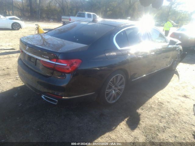 WBA7E2C57JG742257 BMW 740I