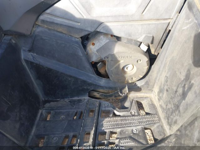 2020 CAN-AM OUTLANDER 3JBLKAX25LJ000036 Photo 7