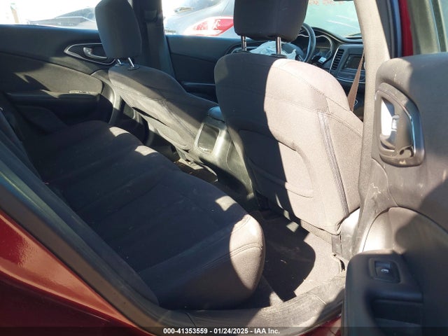 Chrysler 200 Limited 2015 1C3CCCAB4FN568063 Image 8