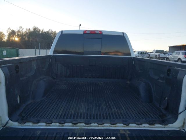 3GTU2NEC5HG474657 GMC Sierra 1500 Slt
