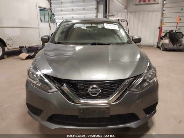 3N1AB7AP7JY318761 Nissan SENTRA SV