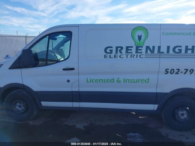 1FTYE1YM1HKA37236 Ford Transit-150