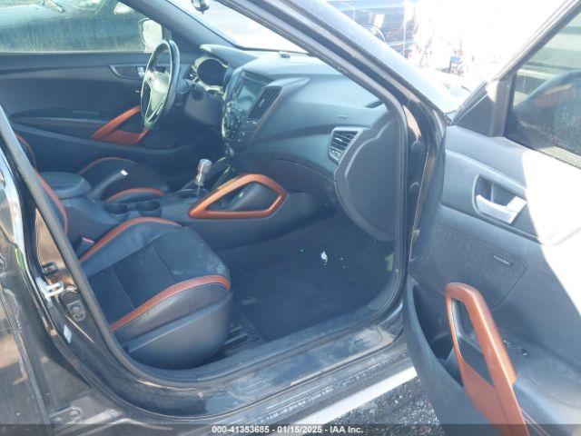 KMHTC6AE8GU264339 Hyundai Veloster Turbo