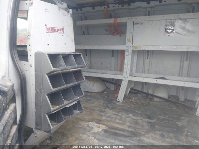 1GCWGAFFXH1113855 Chevrolet Express 2500 Work Van