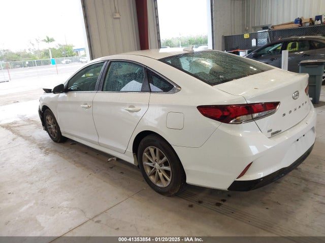 5NPE24AF8KH790003 Hyundai SONATA SE