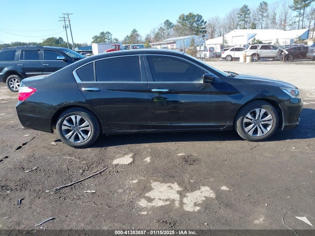 Honda ACCORD LX 2015 1HGCR2F35FA221615 Image 13