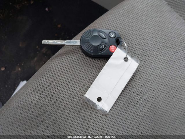 1FADP3K27EL203217 Ford FOCUS SE
