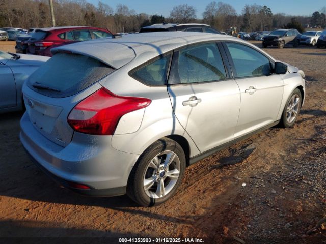 1FADP3K27EL203217 Ford FOCUS SE