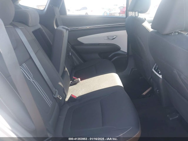 Hyundai TUCSON SEL 2024 5NMJBCDE4RH346054 Image 8