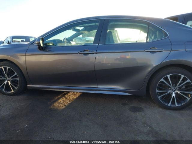 4T1B11HK1KU757269 Toyota CAMRY SE