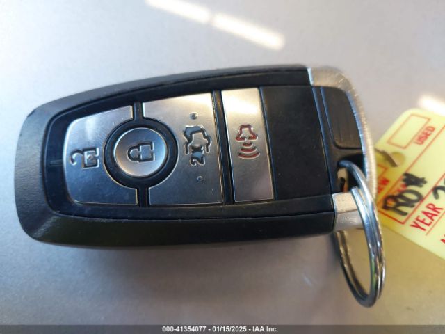 3FA6P0LU0HR158411 Ford Fusion Hybrid Se