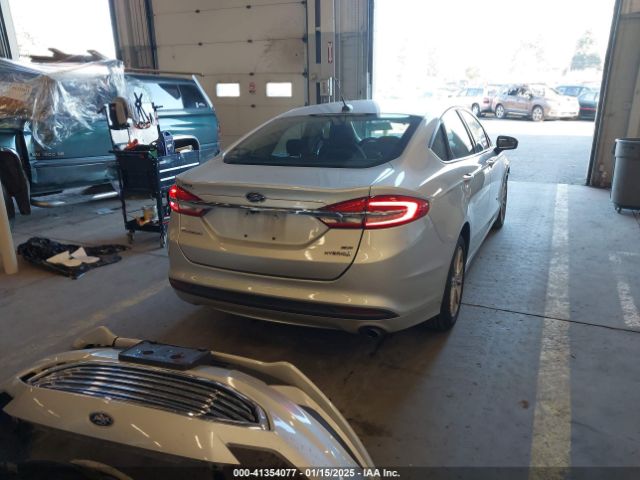 3FA6P0LU0HR158411 Ford Fusion Hybrid Se