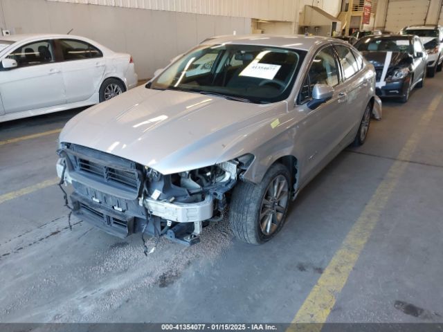 3FA6P0LU0HR158411 Ford Fusion Hybrid Se