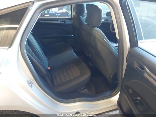 3FA6P0LU0HR158411 Ford Fusion Hybrid Se