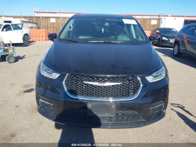 2C4RC1S79RR134586 Chrysler Pacifica Hybrid Select