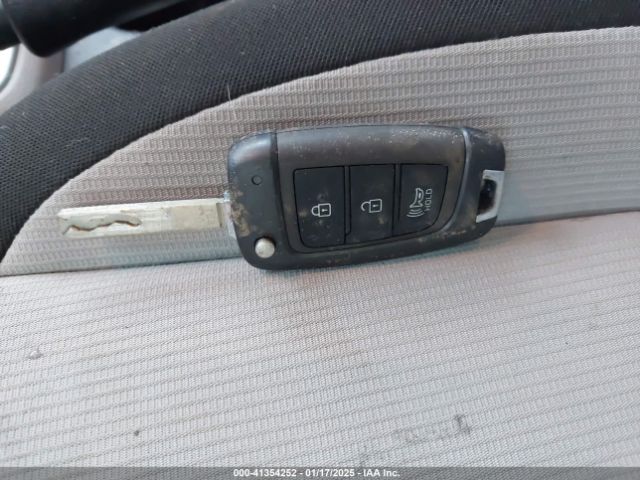 2022 HYUNDAI VENUE KMHRC8A31NU206543 Photo 10