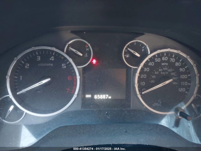 5TFDY5F16FX448993 Toyota Tundra Sr5 5.7l V8