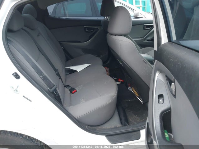 Hyundai ELANTRA SE 2015 5NPDH4AEXFH553438 Image 8