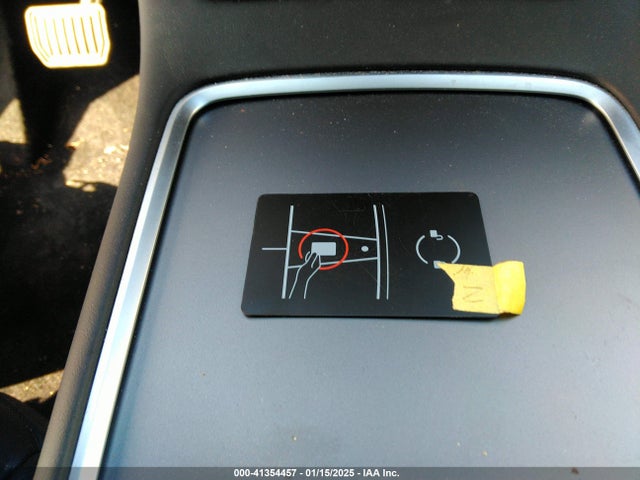 2023 TESLA MODEL Y 7SAYGDEE1PA059922 Photo 10