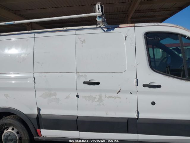 1FTYE1ZM1FKA27222 Ford Transit-150