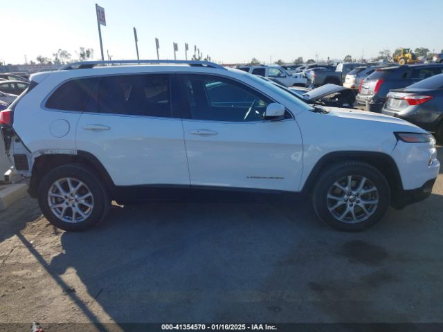 1C4PJLCB4FW548485 Jeep Cherokee Latitude