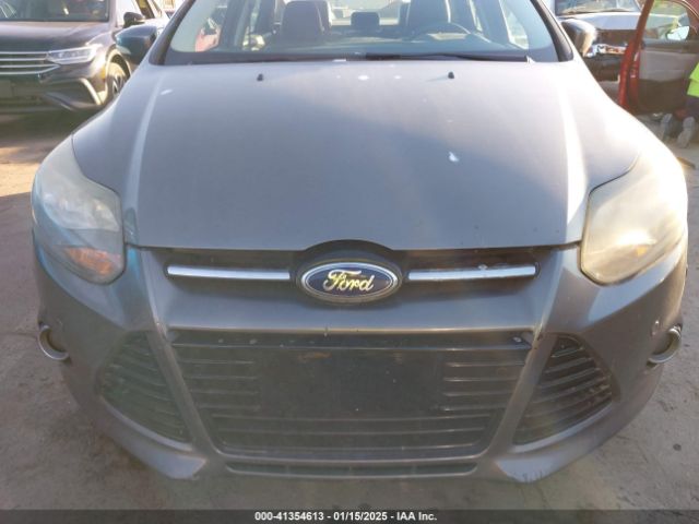 1FADP3J26EL247601 Ford Focus Titanium