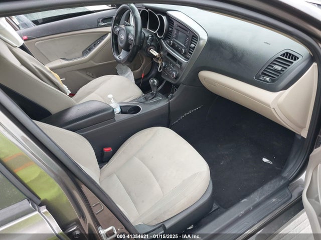 5XXGM4A74EG308252 KIA Optima Lx
