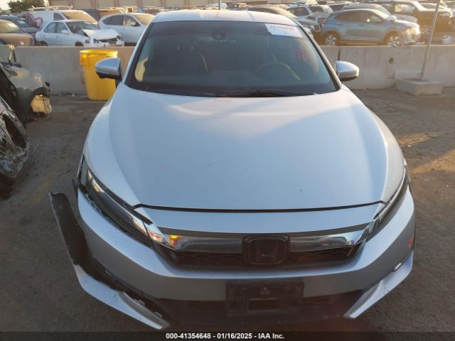 JHMZC5F15JC018312 Honda CLARITY PLUG-IN HYBRID